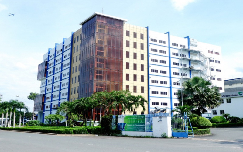 High-rise factory lot 100